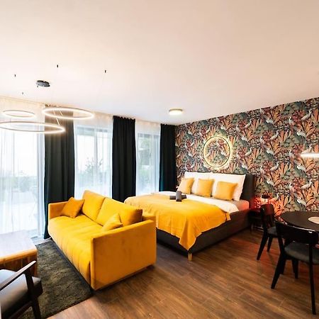Gold Garden Terrace Apartment Brno Extérieur photo