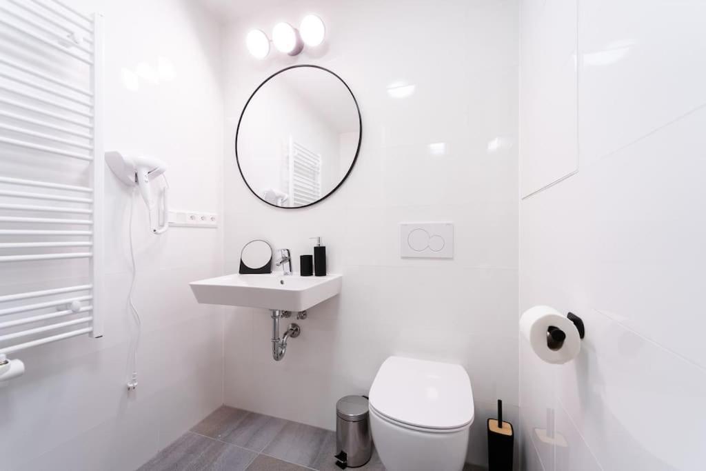 Gold Garden Terrace Apartment Brno Extérieur photo