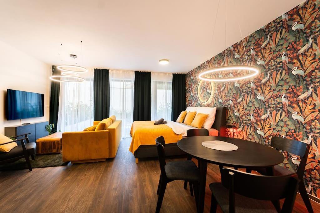 Gold Garden Terrace Apartment Brno Extérieur photo